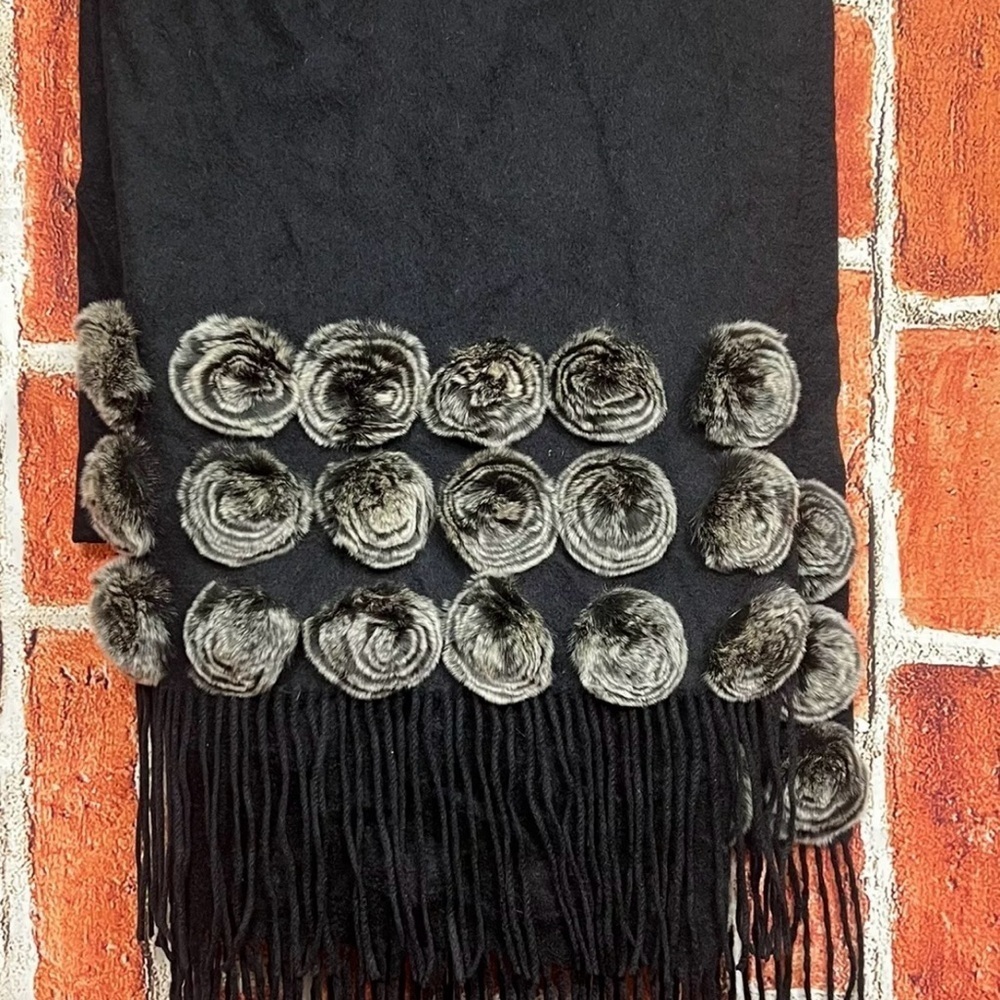 COCHNI Women’s Rare Scarf – One Size 26 x 75”